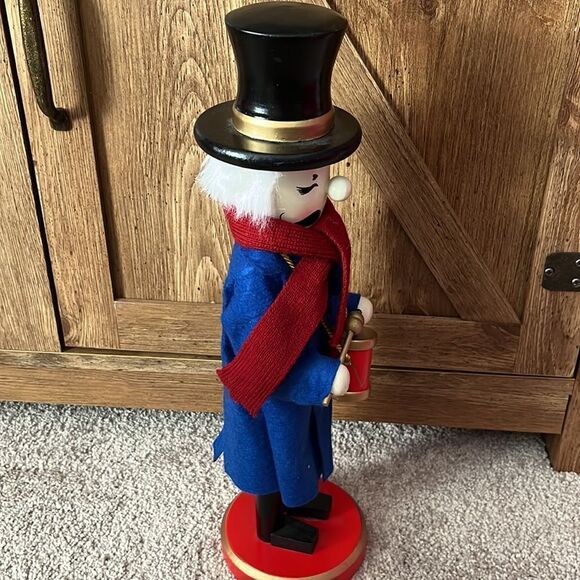 Christmas Scrooge or Caroler Wooden Nutcracker Shelf Sitter- Approx 5” by 15” - Picture 10 of 13